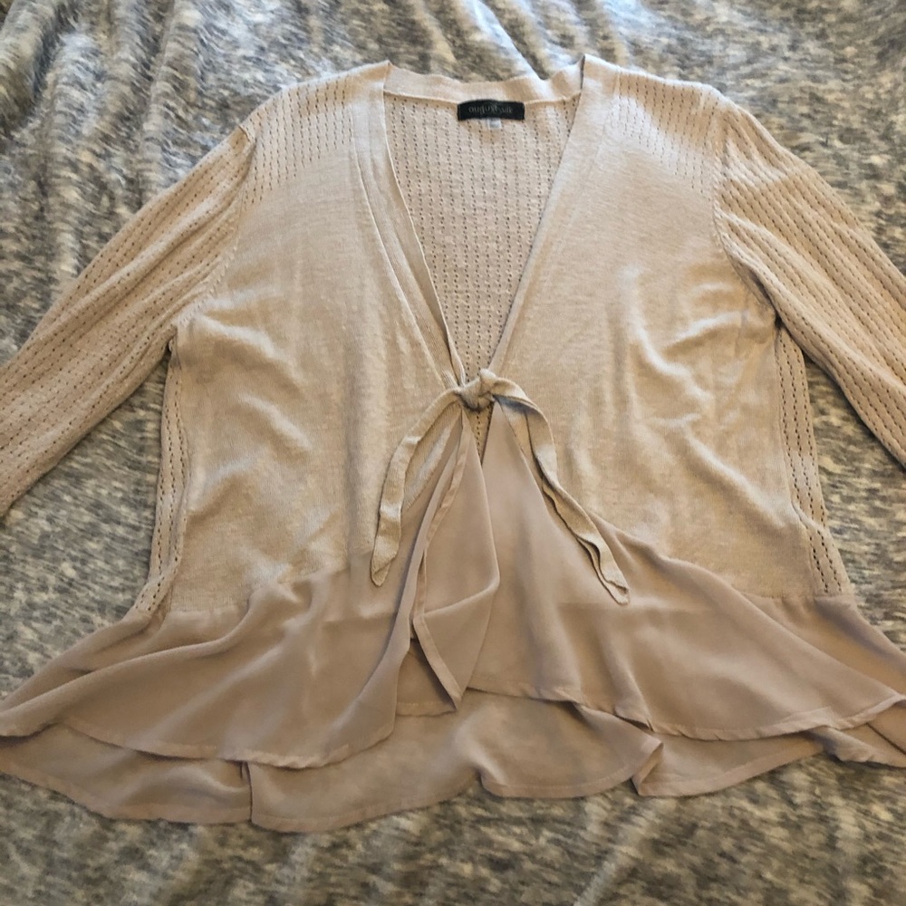 Cardigan tan sweater with front tie XL